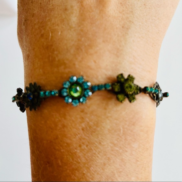 Sorelli Crystal Bracelet - Picture 3 of 5